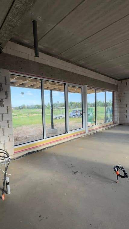 Kambario panoraminis įstiklinimas HS sistema